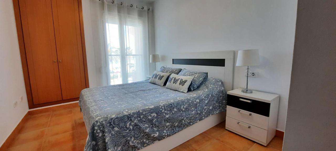 Apartamento En 1ª Linea Daire Denia Dış mekan fotoğraf